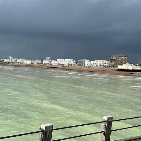 House By The Sea, Worthingヴィラ エクステリア 写真